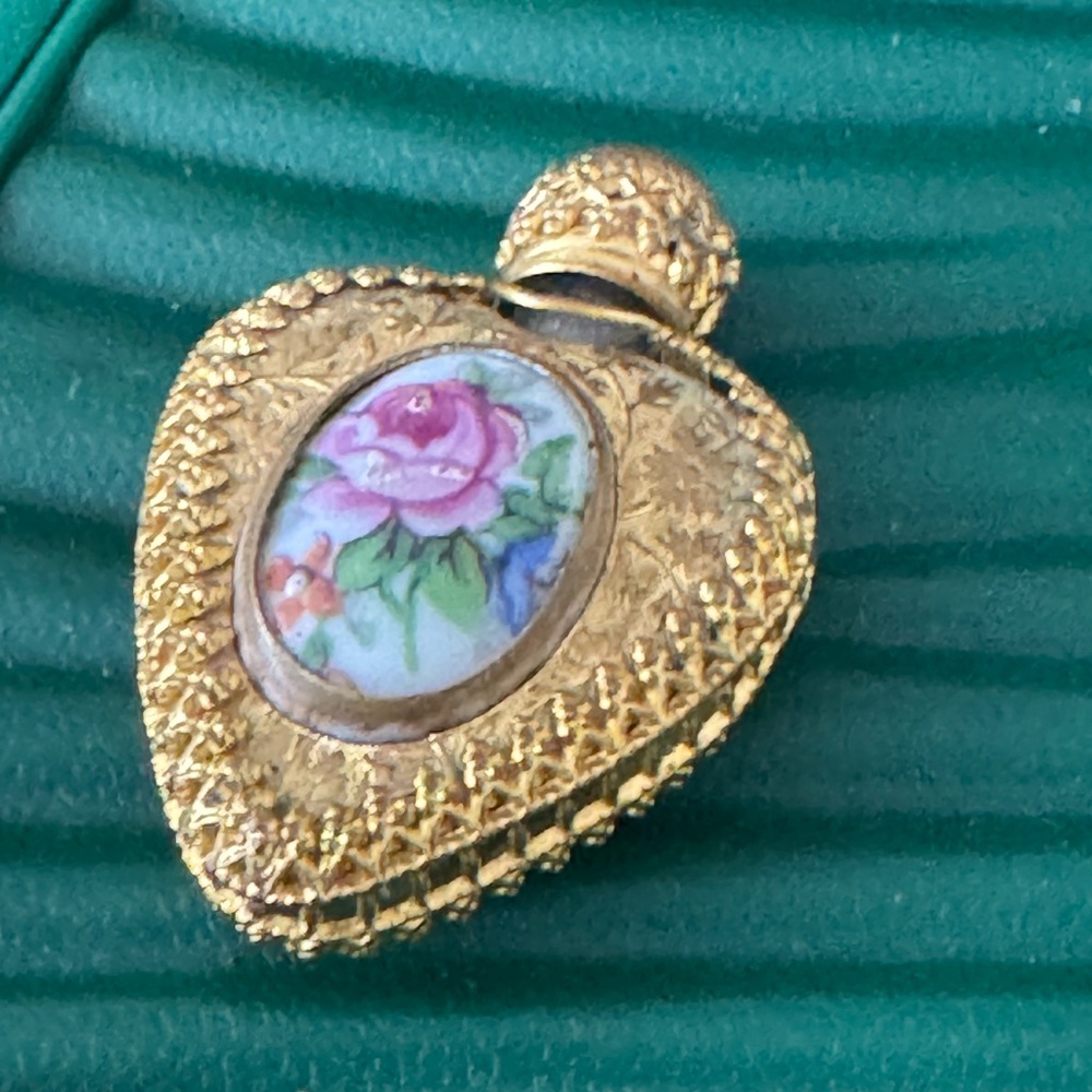 Gold Floral Pendant a small perfume holder